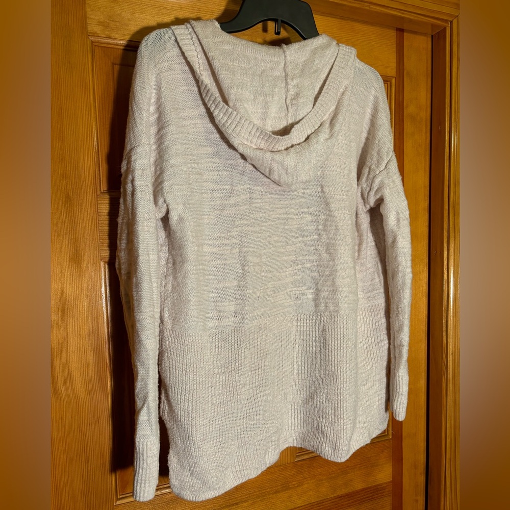 Hooded cream light oatmeal cardigan with slits on side pockets in front textured
